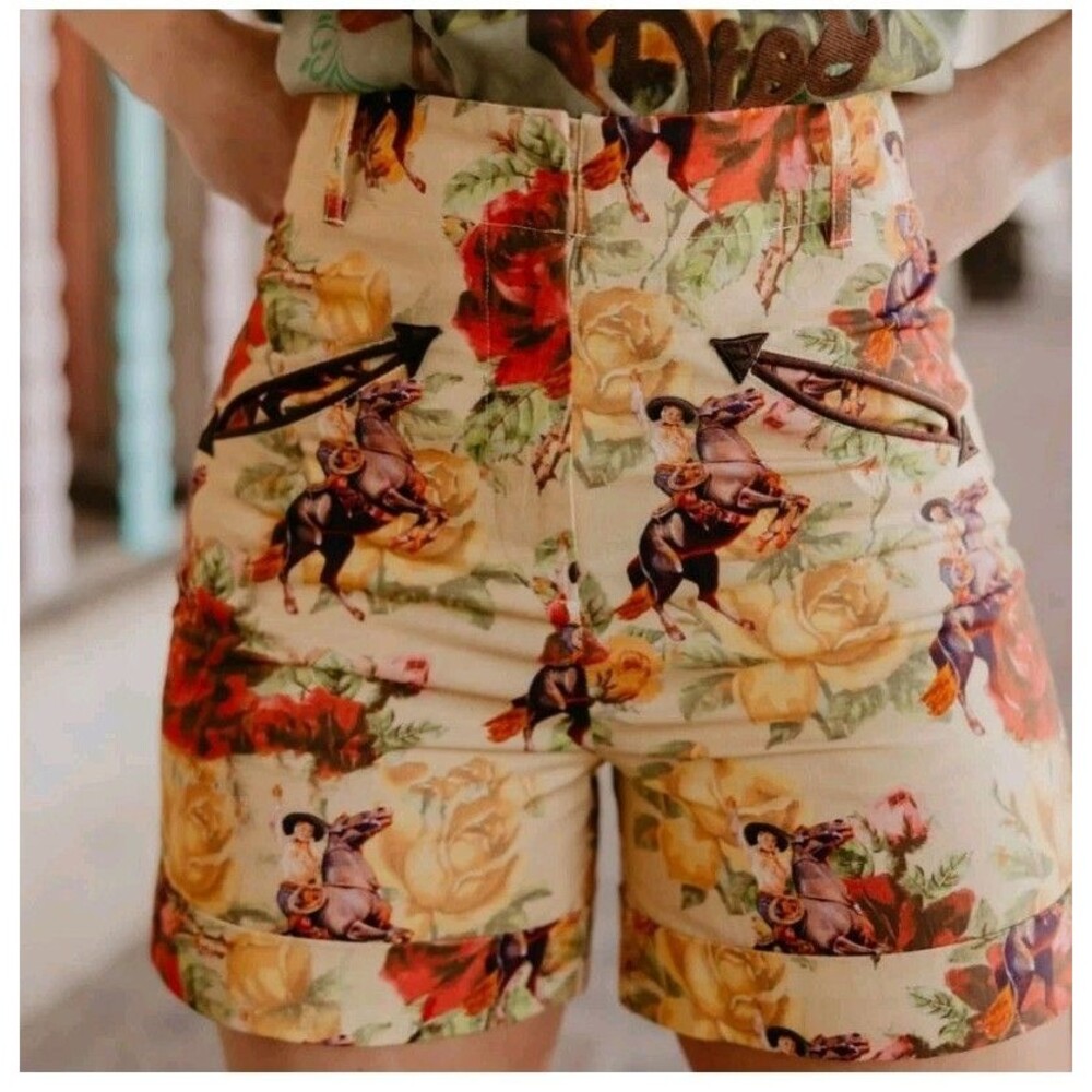 Rodeo Quincy Dona Isabella Western Floral Shorts XL - Picture 3 of 7